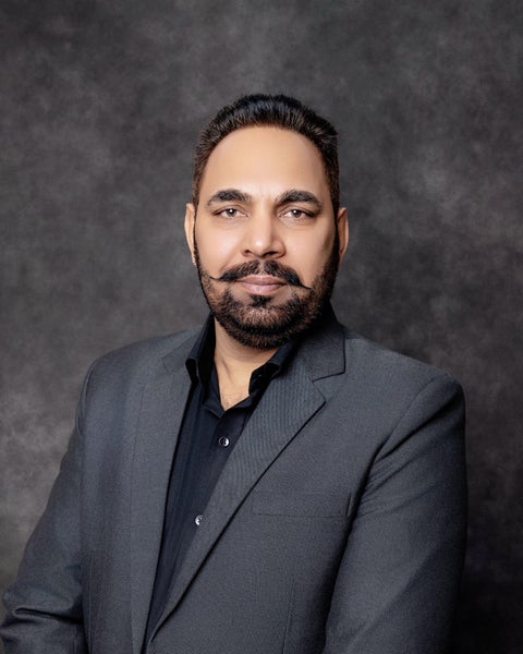Harinder Batth, Associate